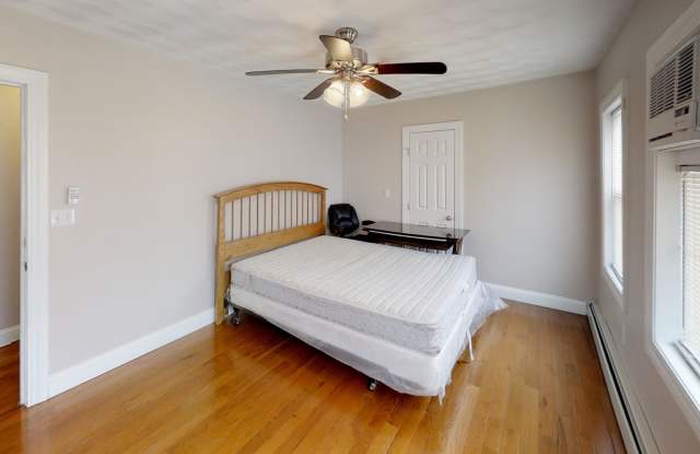 70 Pembroke Avenue70 Pembroke Avenue - 70 - 3 Gallery 4