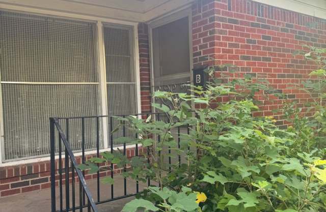 Located in Avondale 2bedrooms 1bathroom photos photos