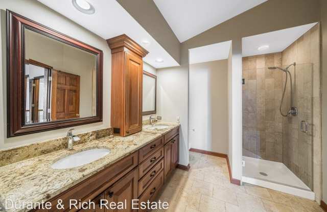 1382 Diamond Drive Gallery 3