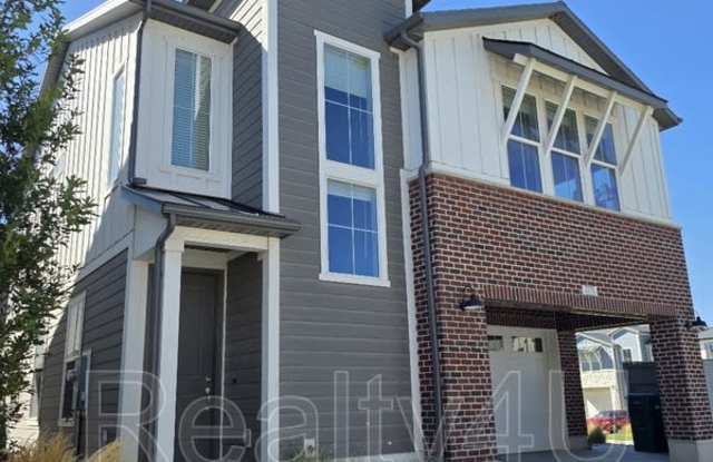 2771 North 3870 West Gallery 1