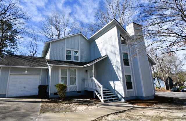 COMING SOON-3 BEDROOM 2 BATHROOM - NO PETS photos photos