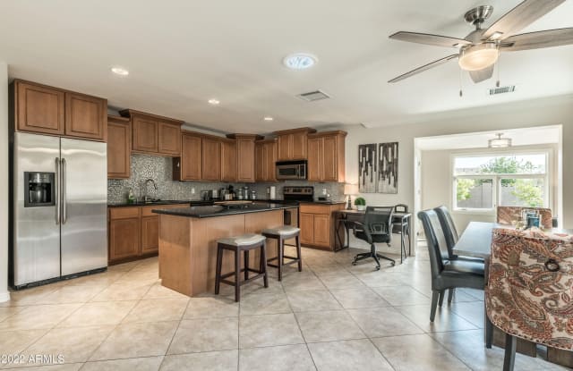 8301 E JACKRABBIT Road - 8301 East Jackrabbit Road, Scottsdale, AZ 85250