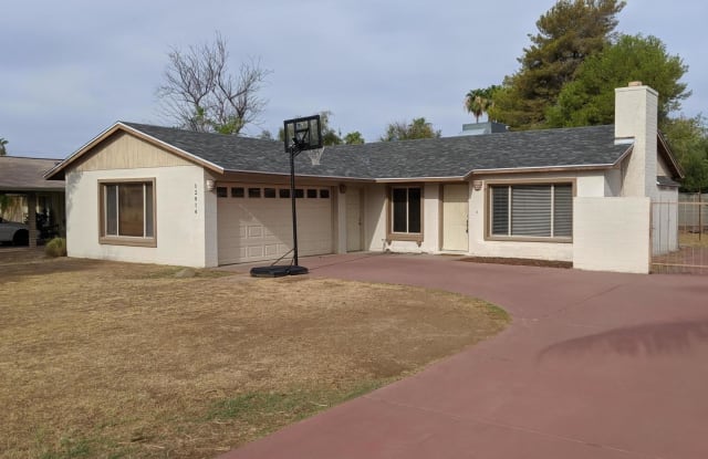 12814 N 26TH Place - 12814 North 26th Place, Phoenix, AZ 85032
