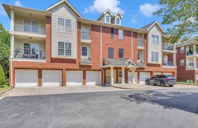 Luxury condo in heart of Cool Springs! - 3201 Aspen Grove Drive, Franklin, TN 37067
