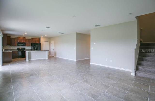 1918 BROAD WINGED HAWK DRIVE Gallery 4