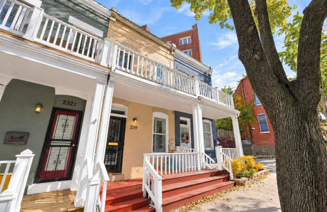 2319 17th Street Northwest Gallery 1