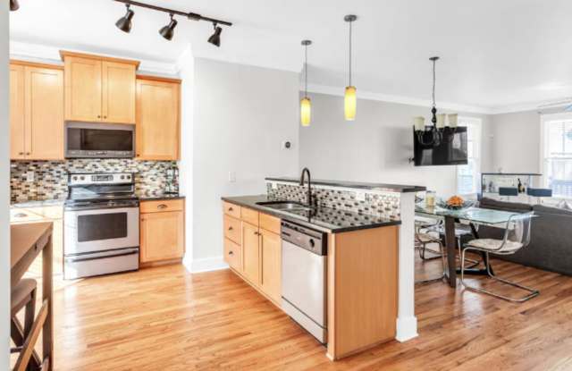 Room in 3 Bedroom Home at Liberty Commons Dr NW Gallery 3