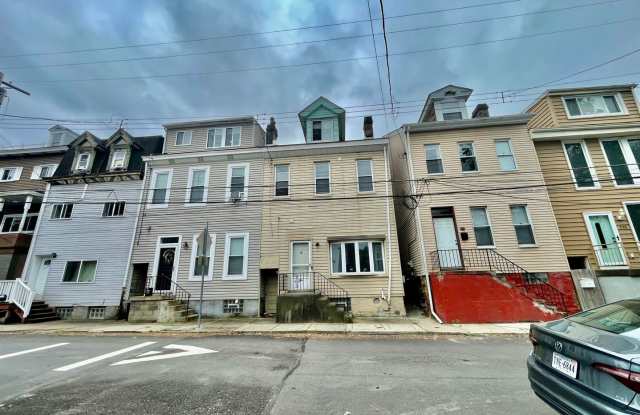 3 Bed 1.5 Bath- Southside Pittsburgh PA photos photos