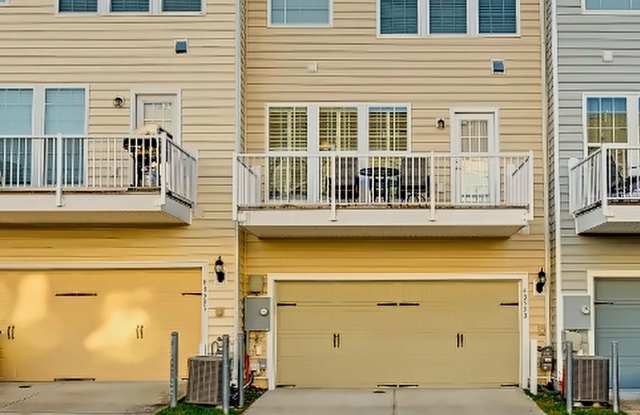 43593 Taylor Tree Terrace Gallery 3