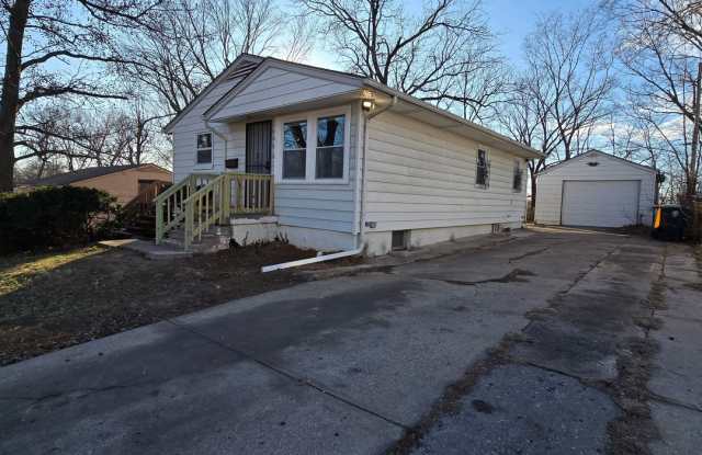 3 bedroom with bonus extra room in basement fully rehabed photos photos