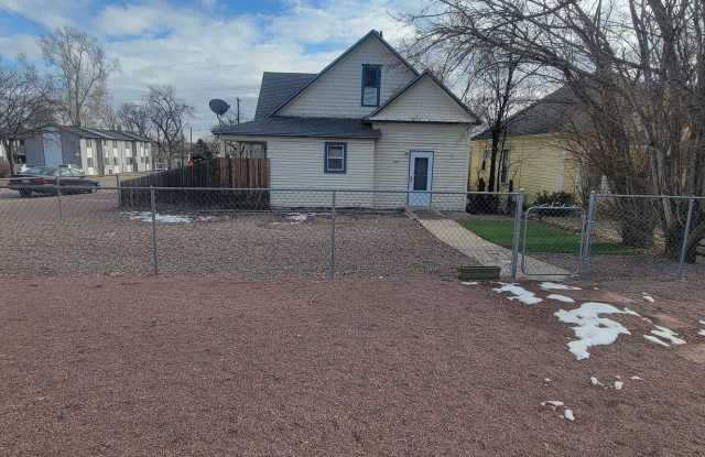 Duplex near downtown Canon City Gallery 3