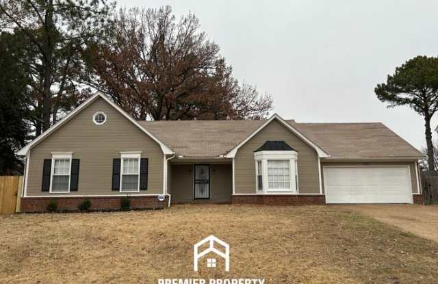 7082 Farmhouse Drive - 7082 Farmhouse Drive, Shelby County, TN 38125