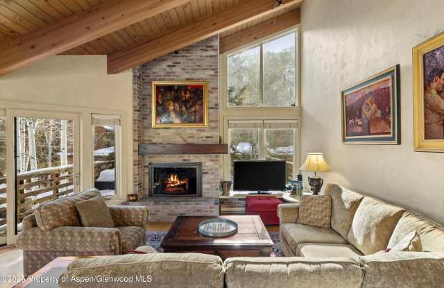 117 W Hyman unit: #2 photos photos