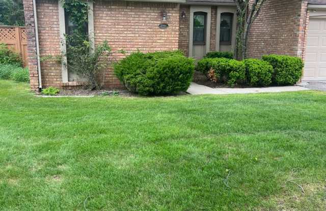 COMING SOON! Charming 3-Bed Home in West Bloomfield –Great schools  Community Pool Access! photos photos
