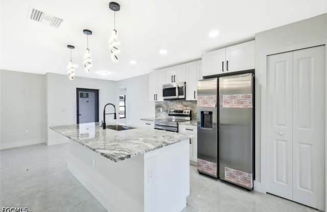 3411 27th Street SW Gallery 4