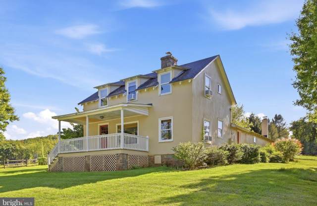 5646 MERRY OAKS RD Gallery 1