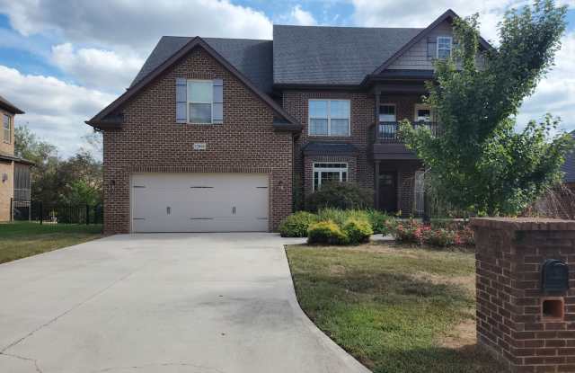 Knoxville 37932 - 4 bedroom 2 bath - contact Sharon Arnwine 865-313 photos photos