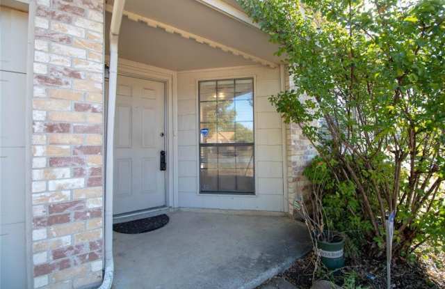 6600 Brookhaven Court - 6600 Brookhaven Court, Fort Worth, TX 76133