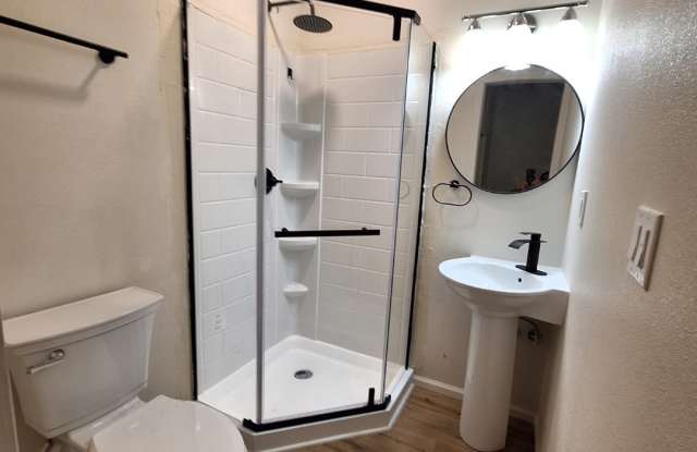 7730 Grant Drive - 7730 Grant Drive, Everett, WA 98203