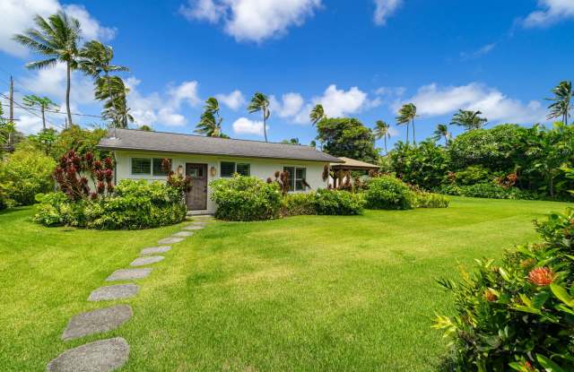 Location, Location! Gorgeous, Private 1/1 Kailua Beachside Home with stunning yard photos photos
