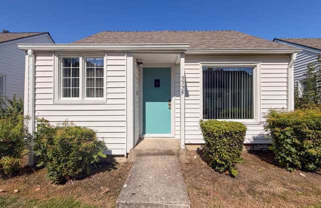 Single Level Salem Home Covered Porch ~ Williams 3325 Gallery 3