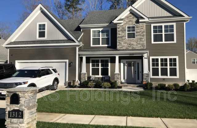 1312 Auburn Hill Dr photos photos