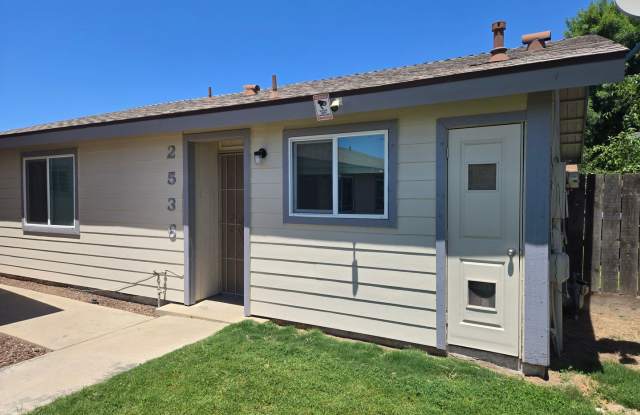 Unit For Rent Gallery 3