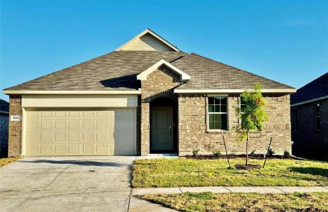 1016 Longleaf Lane photos photos