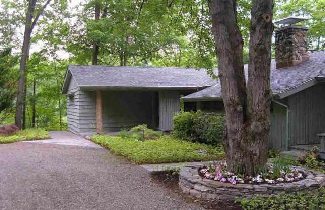 OPEN HOUSE- SUNDAY SEPTEMBER 14TH, 2025 NOON-2PM photos photos