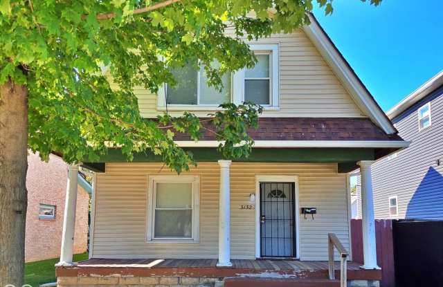 3132 Graceland Avenue Gallery 1
