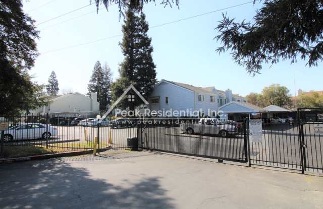 1537 Hood Road #D Gallery 2