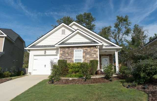Charming 3-Bedroom, 2-Bath Home with Vaulted Ceilings and Open Floor Plan! photos photos