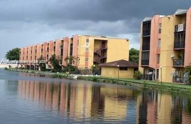 4803 NW 7th St photos photos