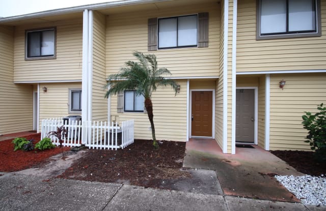 22706 Gage Loop #33 - 22706 Gage Lp 33, Land O' Lakes, FL 34639