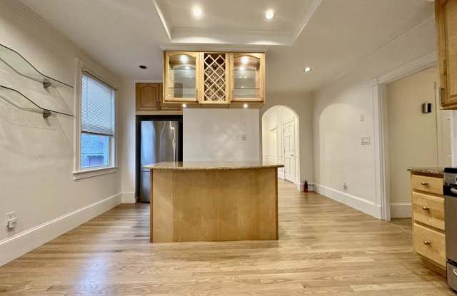 8 White Ave. Gallery 3