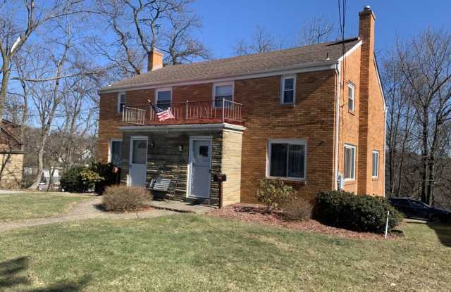 Nice sized Two Bedroom House! photos photos