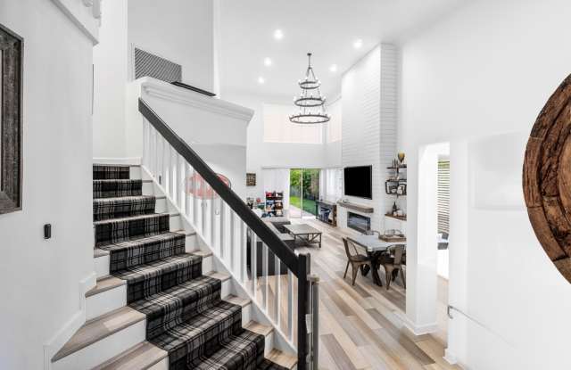 5705 NW 42ND Court Gallery 4