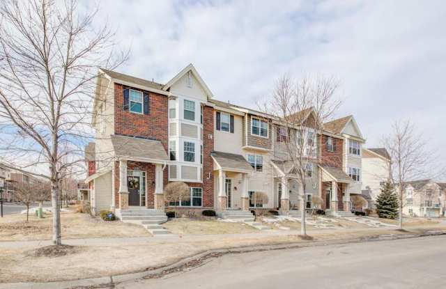 11803 Emery Village Drive N Gallery 2