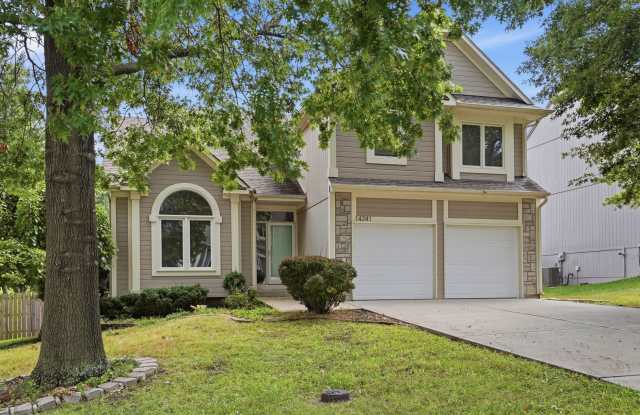 Spacious 4-Bedroom Home in Olathe’s Eastbrooke Neighborhood Gallery 3