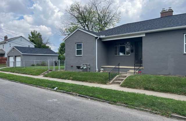 652 Woodbury Avenue photos photos