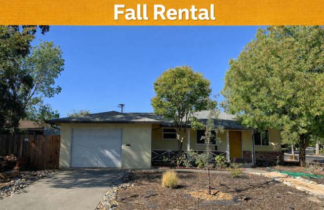 Fall Rental: Charming 2-bedroom, 1-bathroom duplex near UC Davis featuring central heating and air conditioning. A must-see! photos photos