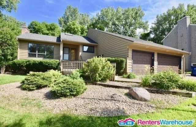 7907 Rhode Island Cir Gallery 2