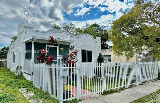 1284 NW 39 ST Gallery 3