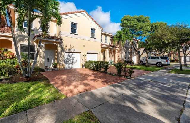 3816 SW 169th Ter photos photos