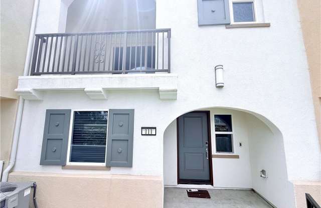 2750 W 182nd photos photos