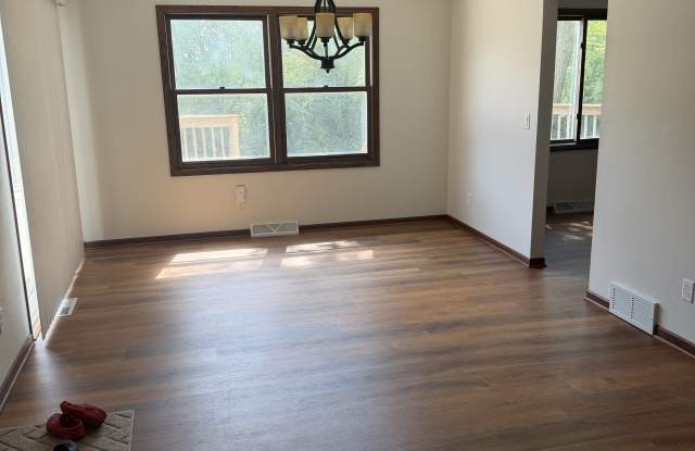 21645 Sierra Dr Gallery 2