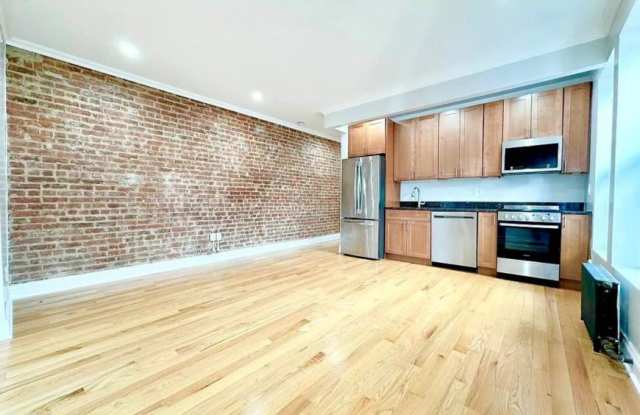 125 Sherman Avenue Gallery 2
