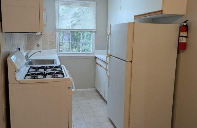 1 Hemlock Drive photos photos