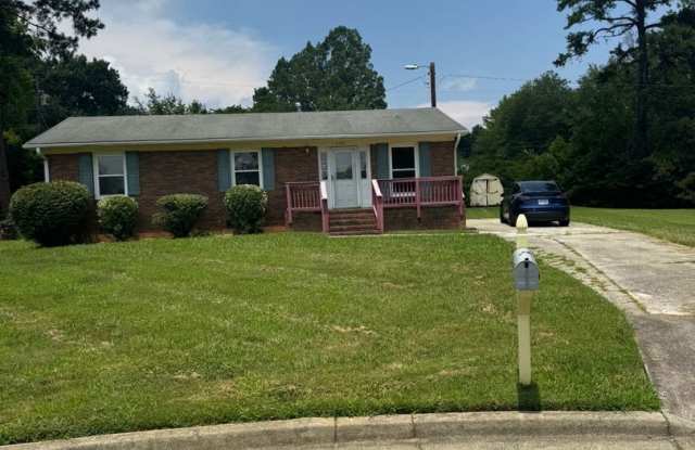 Beautiful 3 bedroom 1.5 baths Brick Ranch photos photos