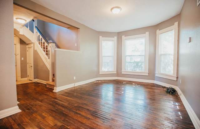 Stunning 5 bed 2 bath House ** Beautiful Upscale Living!! photos photos